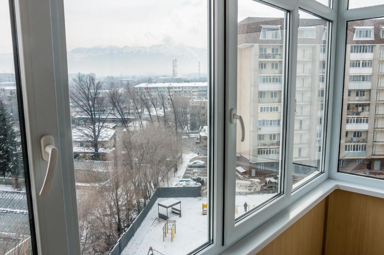 Apartments Akniet 233 - Asia Park Almaty Ngoại thất bức ảnh